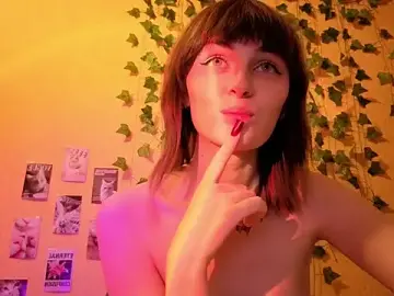 Moon_Fawn  live sex cam