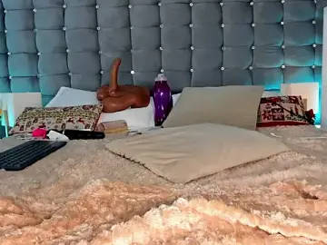 Poacahontasfg  live sex cam