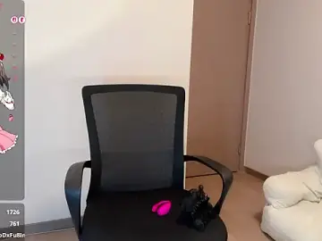 Aceekie-nana  live sex cam