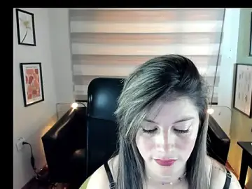 Aliiz_01  live sex cam