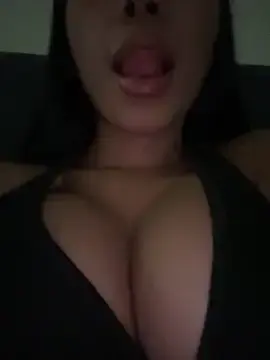 Karen_Kristal01  live sex cam