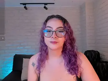 LoiseHarper  live sex cam