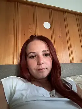 Nina-Sophie  live sex cam