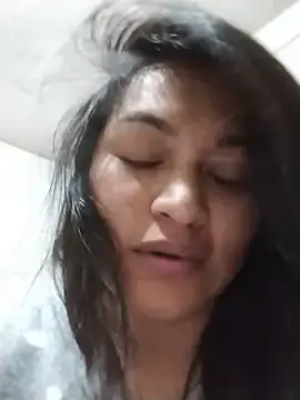 Shaniklux  live sex cam