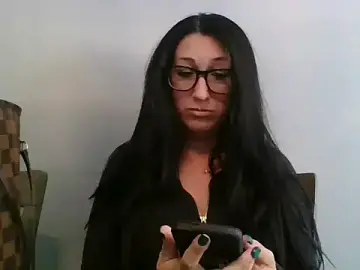 TheVictoriaWolf  live sex cam
