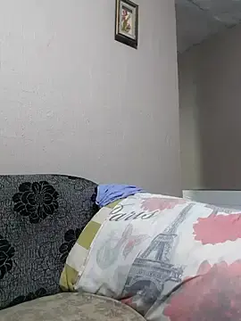 Mileesha  live sex cam