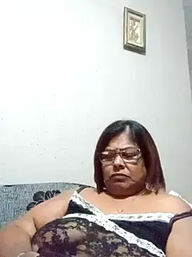 Mileesha  live sex cam