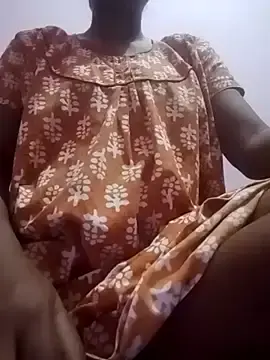 Yesmam36  live sex cam