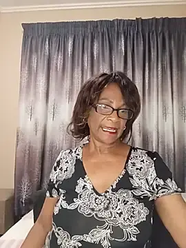 Hotgrannyx  live sex cam
