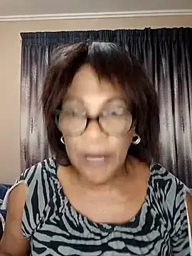 Hotgrannyx  live sex cam