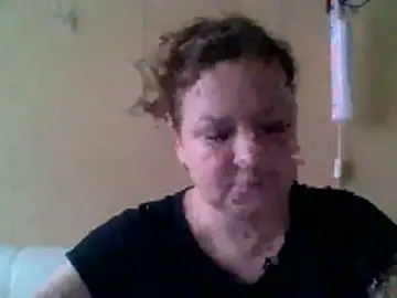 LubovBloom  live sex cam