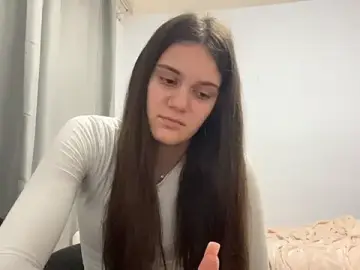 MaryRaven  live sex cam