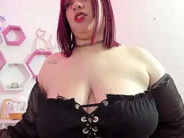 Miniie_N  live sex cam