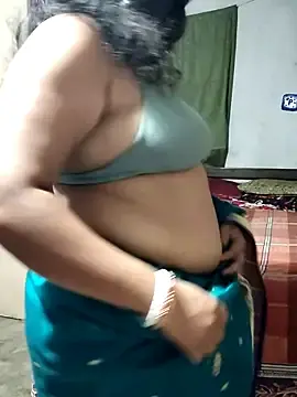 Mourani24  live sex cam