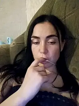 Ncfyv_ncyuhv  live sex cam