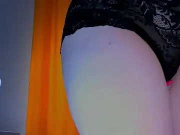 SueNiceeeee  live sex cam