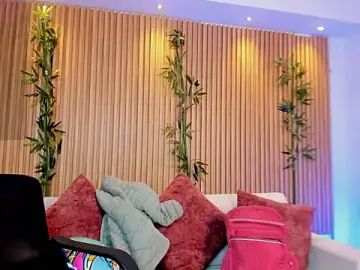 Kimbrownn  live sex cam
