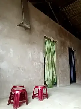 Quynhkoolbae  live sex cam