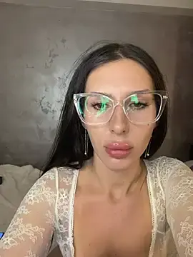 BriannaLane  live sex cam
