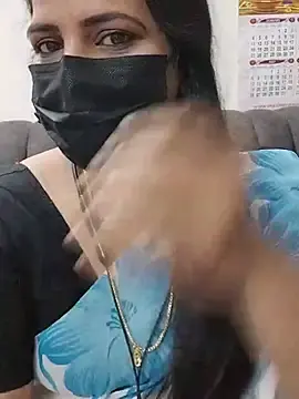 Tamil-Monishaa  live sex cam