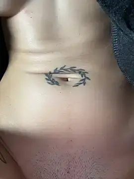 Kikidoll  live sex cam