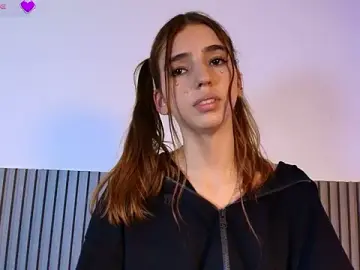 Alana_333  live sex cam