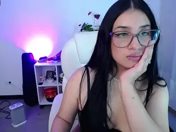 ItsNyla  live sex cam
