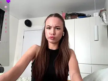 KitCerveny  live sex cam