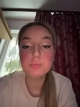 Marisaaasss  live sex cam