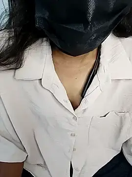 Tamil_Bhavana  live sex cam
