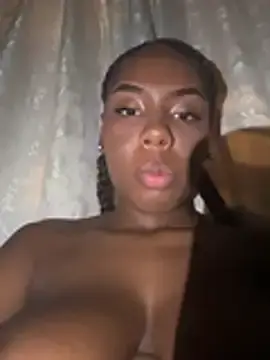 Batichica_  live sex cam