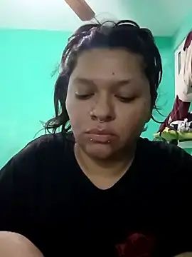 Hotmom31  live sex cam