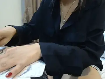 Kuchbhiii_  live sex cam