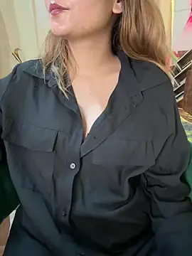 Kuchbhiii_  live sex cam