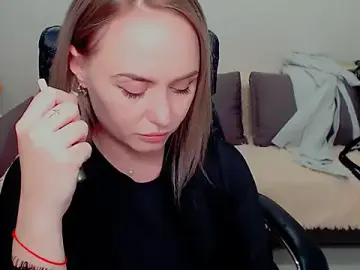 LiluMoon__  live sex cam