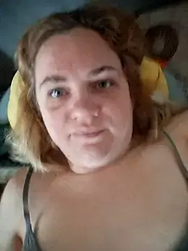 VitniKis  live sex cam