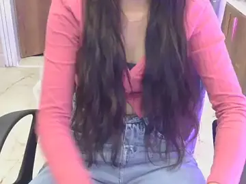 Hiikavya  live sex cam