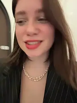 Lucy-joy  live sex cam