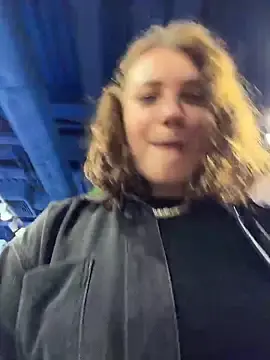 Lucy-joy  live sex cam