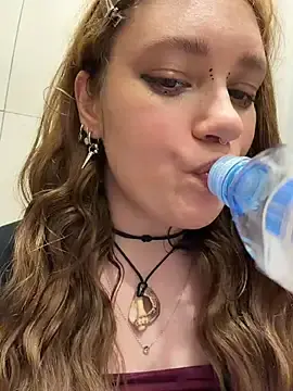 Lucy-joy  live sex cam