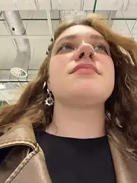 Lucy-joy  live sex cam
