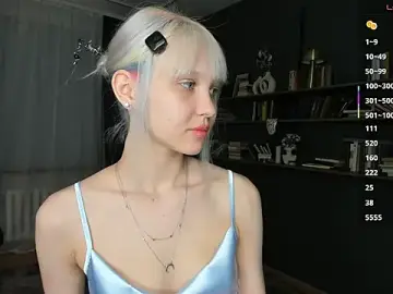 ErinBissonnette  live sex cam