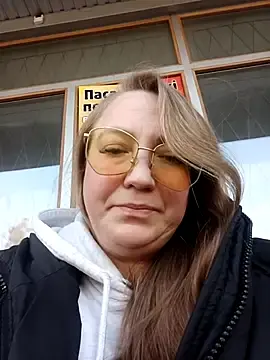 Kiss_Eva  live sex cam