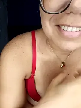 MilfTentasion  live sex cam