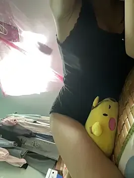 Ri_naa  live sex cam