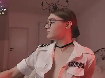 Allotropp  live sex cam