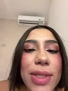 Tael_novacs  live sex cam