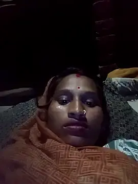 Hot_priyabeb  live sex cam