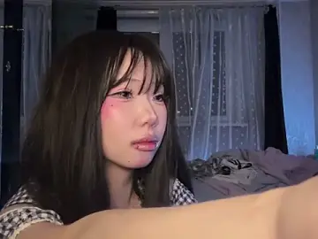 DelorasHemp  live sex cam