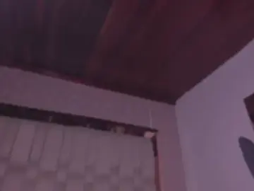 Emmily_Savage  live sex cam
